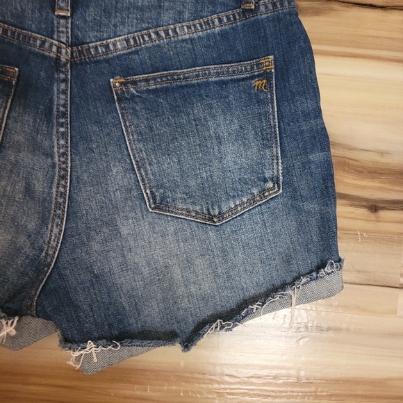 NWOT Madewell Distressed Shorts - Picture 11 of 13